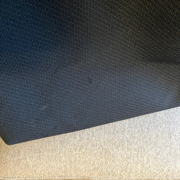 Rothy’s LWT “Mega” GUC. Please review pictures. - Picture 2 of 3